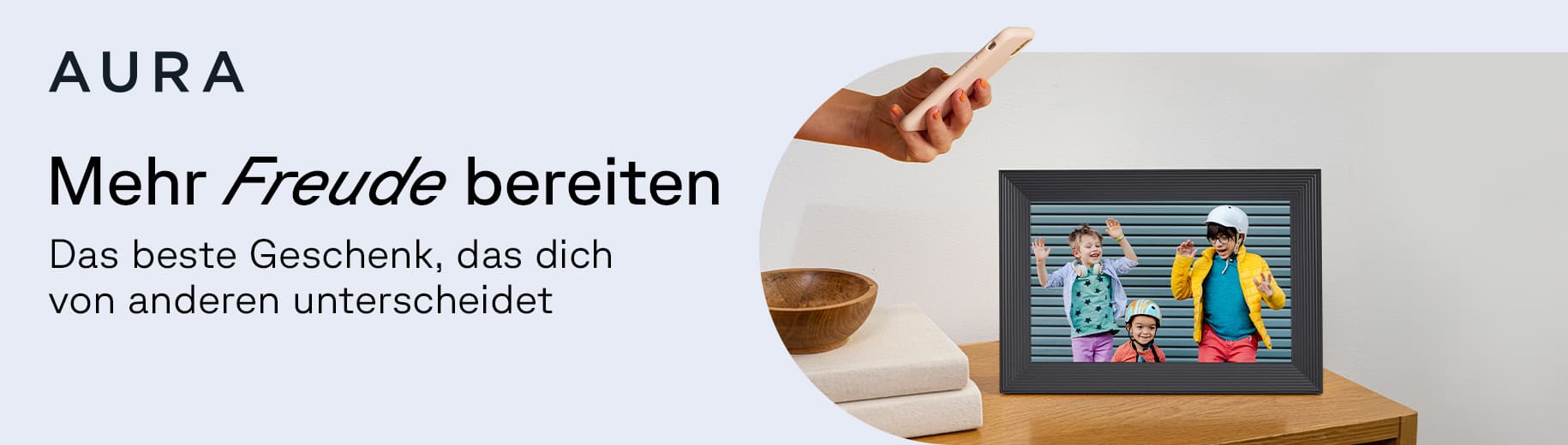Zu den smarten Bilderrahmen von Aura